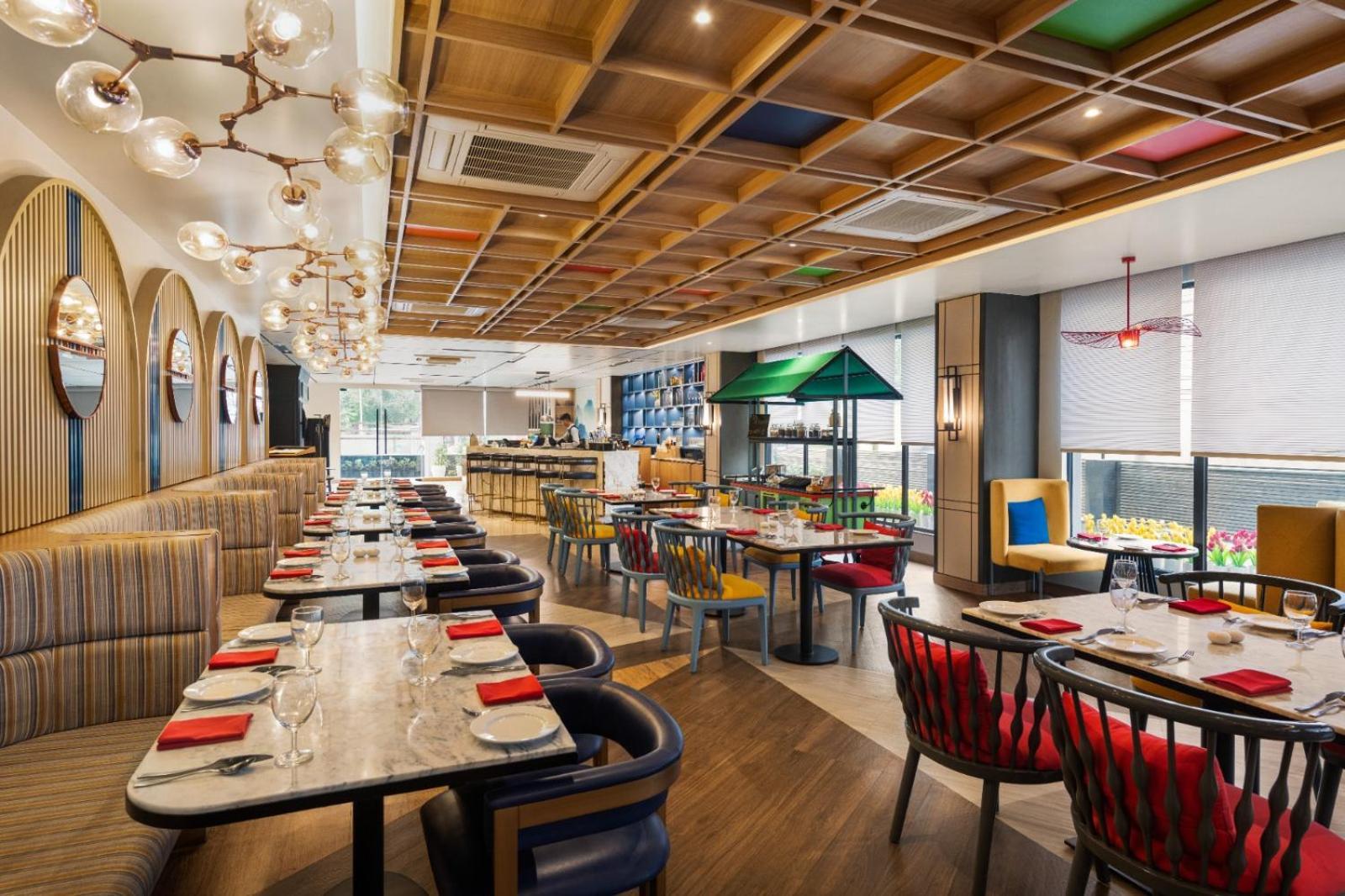 Ramada Encore By Wyndham Siliguri Sevoke Road エクステリア 写真